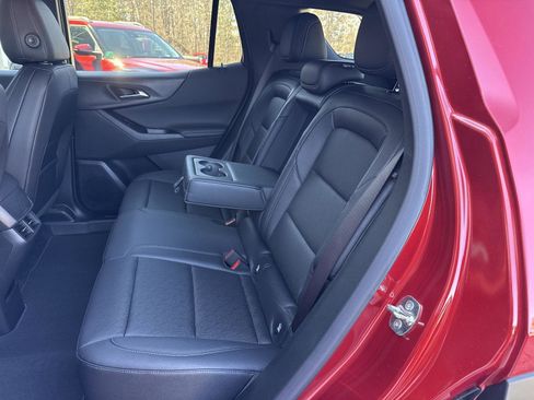 New 2026 Chevrolet Equinox LT w/ Convenience Package II image 12