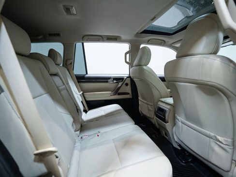 Used 2021 Lexus GX 460 Luxury image 37