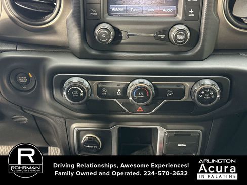 Used 2018 Jeep Wrangler Unlimited Sport AWD/4WD image 10