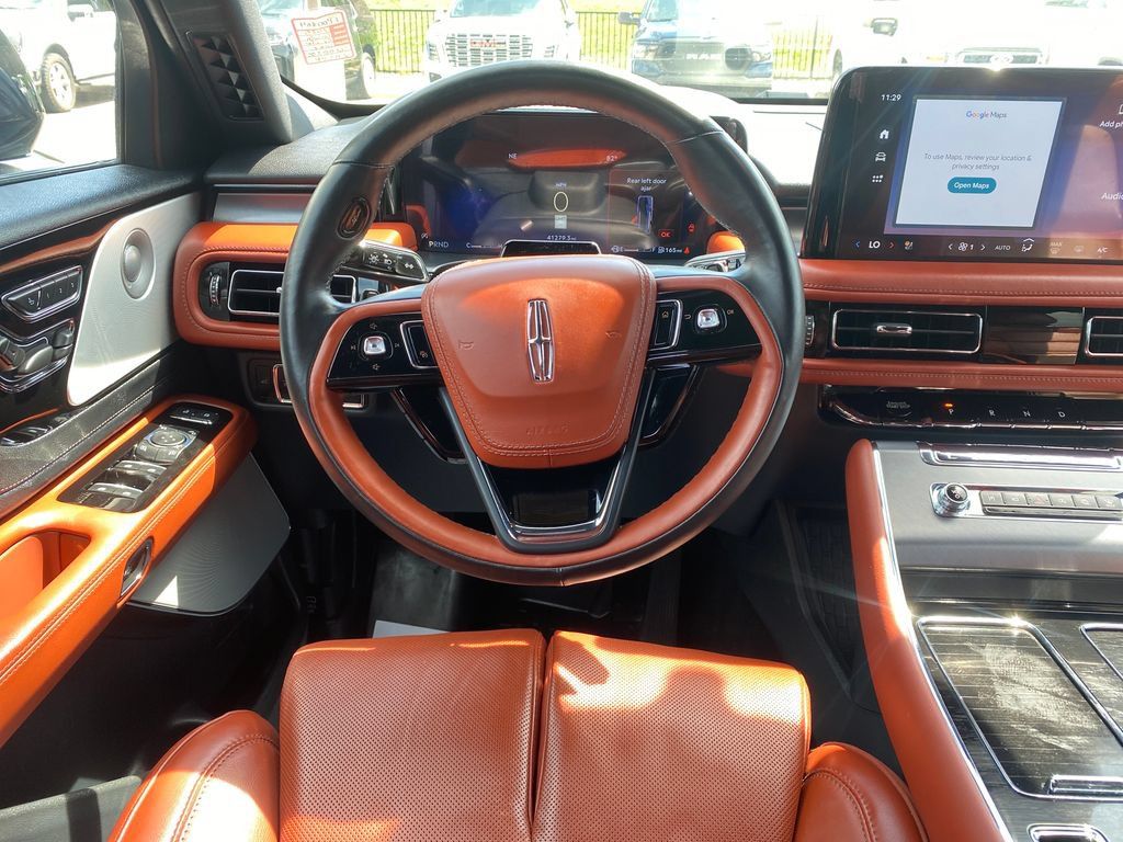 Used 2025 Lincoln Aviator Reserve w/ Equipment Group 201A AWD/4WD image 20