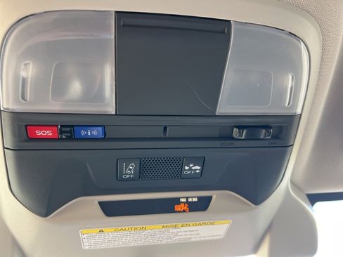 Used 2020 Subaru Crosstrek 2.0i Premium image 23