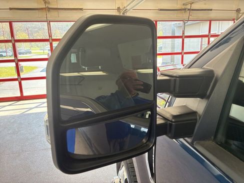 Used 2018 Ford F350 Lariat w/ Lariat Ultimate Package AWD/4WD image 8
