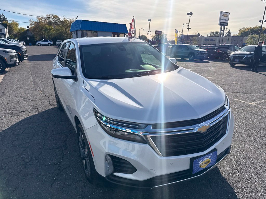 Used 2022 Chevrolet Equinox LT AWD/4WD image 5