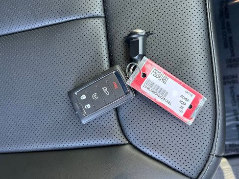 New 2025 Jeep Grand Cherokee Limited w/ Luxury Tech Group II image 27