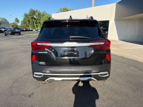 Certified 2022 Kia Seltos Nightfall Edition AWD/4WD image 9