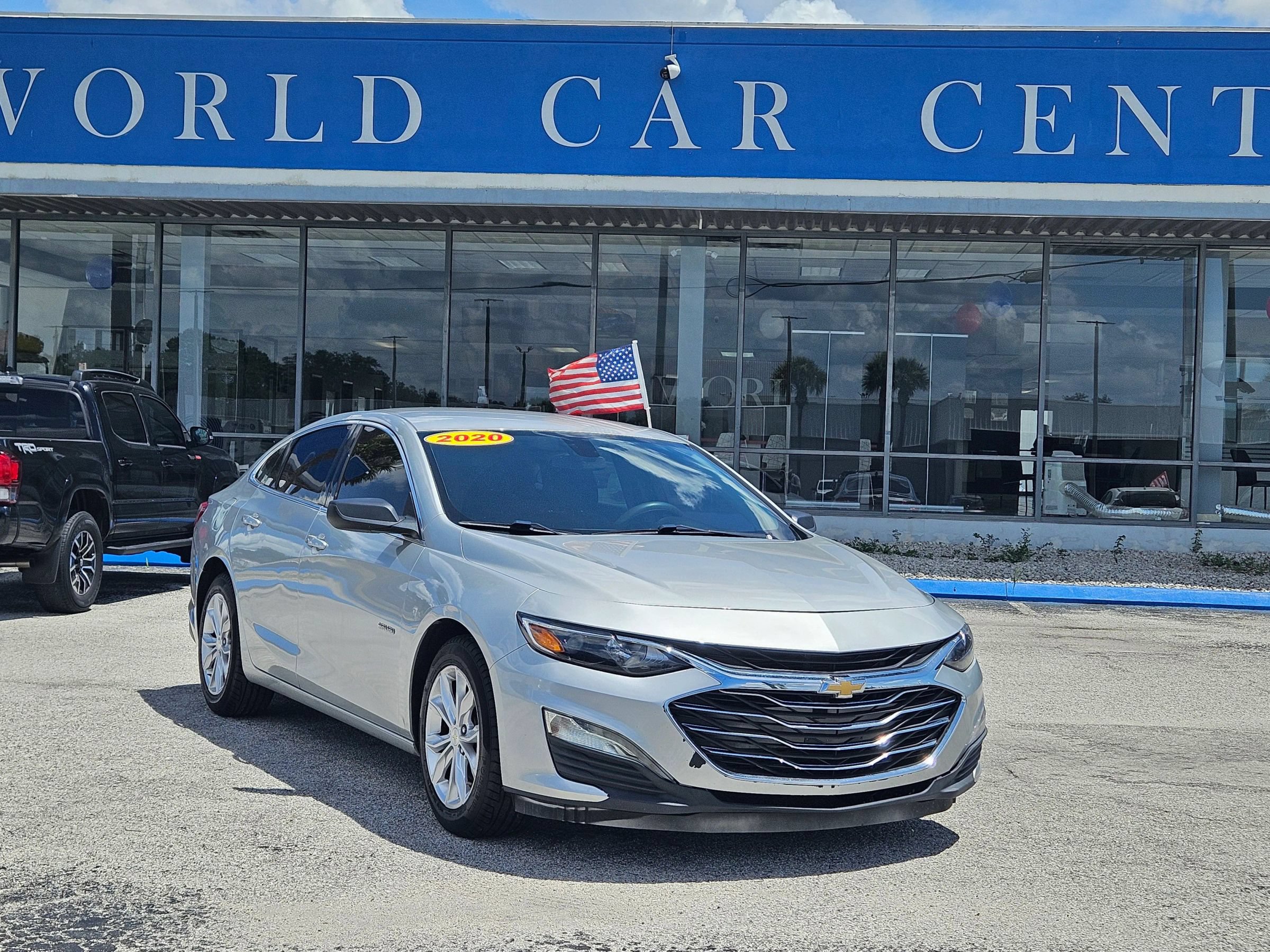 Used 2020 Chevrolet Malibu LT FWD image 1