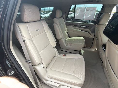 Used 2022 Cadillac Escalade Sport Platinum AWD/4WD image 26