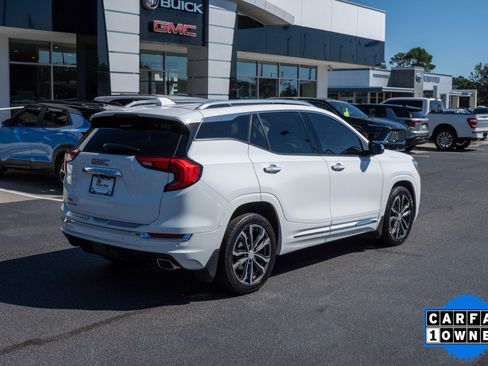 Used 2018 GMC Terrain Denali w/ Advanced Safety Package image 3