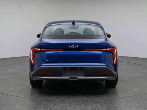 Used 2025 Kia K4 LXS image 7