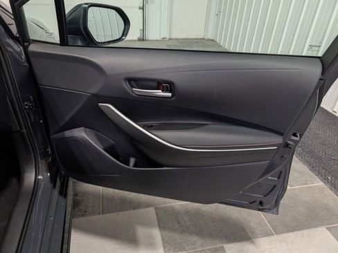 Used 2025 Toyota Corolla SE FWD image 26