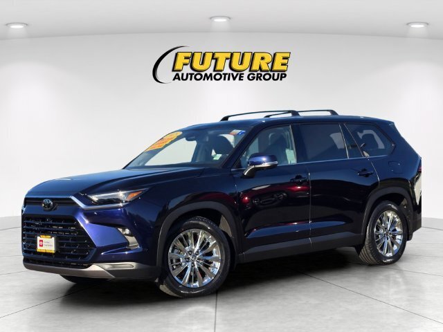 Used 2025 Toyota Grand Highlander AWD image 10
