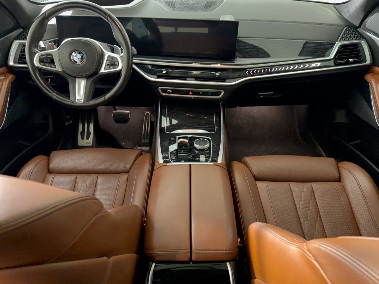 Used 2023 BMW X7 xDrive40i w/ M Sport Package AWD/4WD image 17