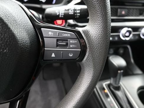 Certified 2023 Honda Civic LX image 28