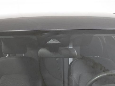 Certified 2023 Nissan Sentra S FWD image 35