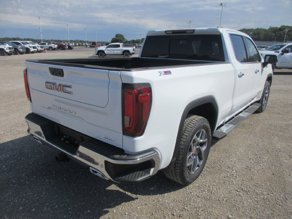 New 2026 GMC Sierra 1500 SLT w/ SLT Premium Plus Package AWD/4WD image 4