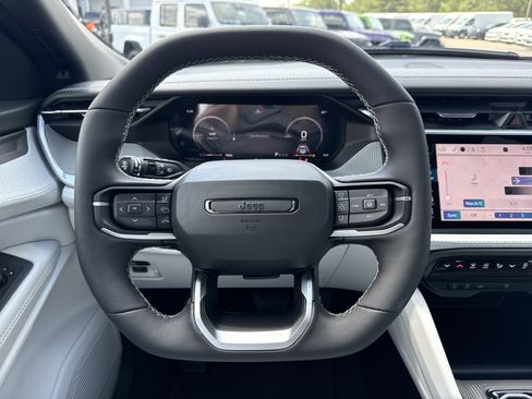 New 2026 Jeep Cherokee Laredo AWD/4WD image 24