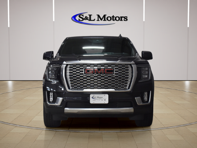 Used 2024 GMC Yukon Denali AWD/4WD image 2