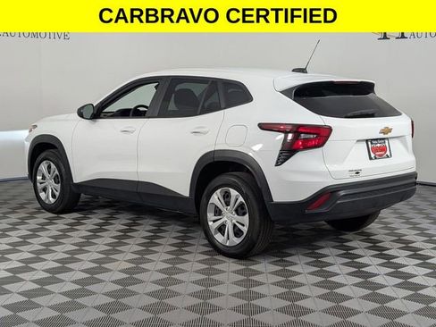 Certified 2025 Chevrolet Trax LS w/ Driver Confidence Package FWD image 5