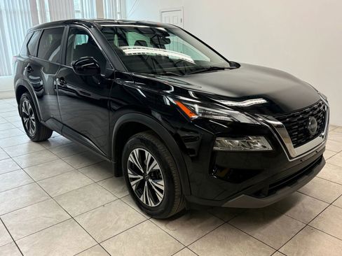 Used 2023 Nissan Rogue SV AWD/4WD image 1