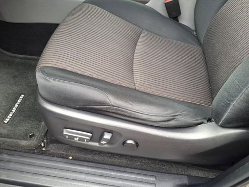 Used 2011 Toyota 4Runner Trail image 7