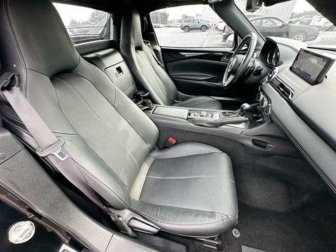 Used 2024 MAZDA MX-5 Miata RF Grand Touring image 30