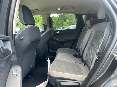 Used 2020 Ford Escape SE FWD image 13