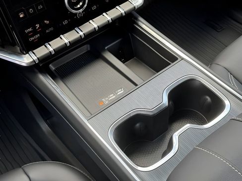 New 2026 GMC Acadia Elevation w/ Elevation Premium Package FWD image 20