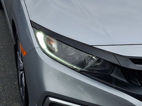 Certified 2019 Honda Civic EX image 9