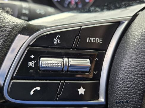 Certified 2023 Kia Forte LXS w/ LXS Technology Package image 28