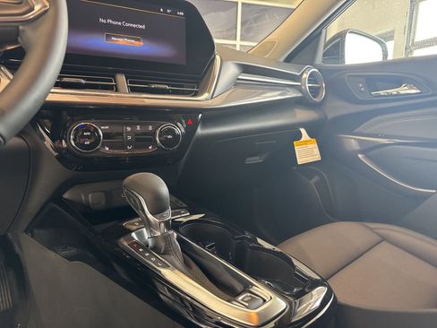 New 2026 Chevrolet Trax ACTIV w/ Driver Confidence Package image 23