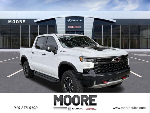 Used 2024 Chevrolet Silverado 1500 ZR2 image 1