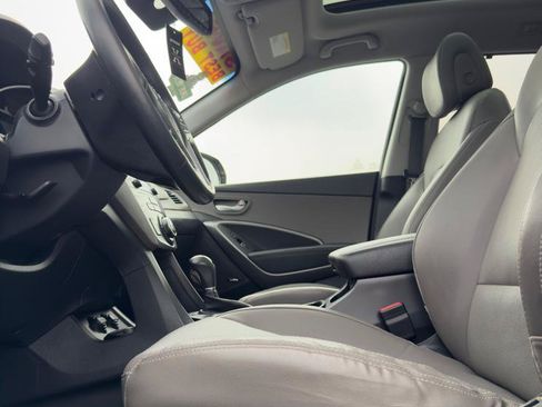 Used 2019 Hyundai Santa Fe XL FWD image 8