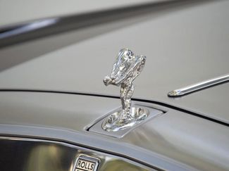 Used 2016 Rolls-Royce Phantom Drophead Coupe video 3