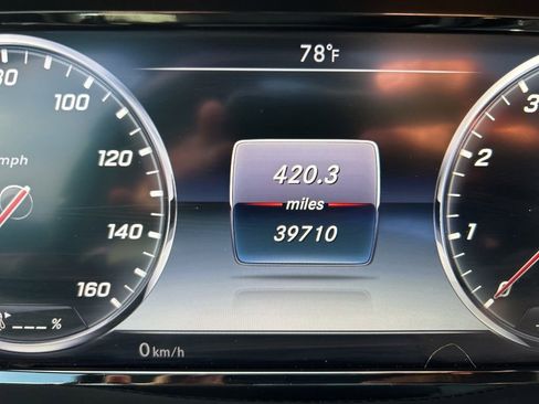 Used 2017 Mercedes-Benz S 550 Sedan image 56