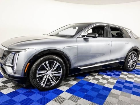 Used 2023 Cadillac Lyriq 2WD image 1