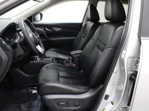 Used 2020 Nissan Rogue SL image 10