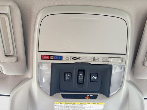 Used 2021 Subaru Forester Premium AWD/4WD image 24