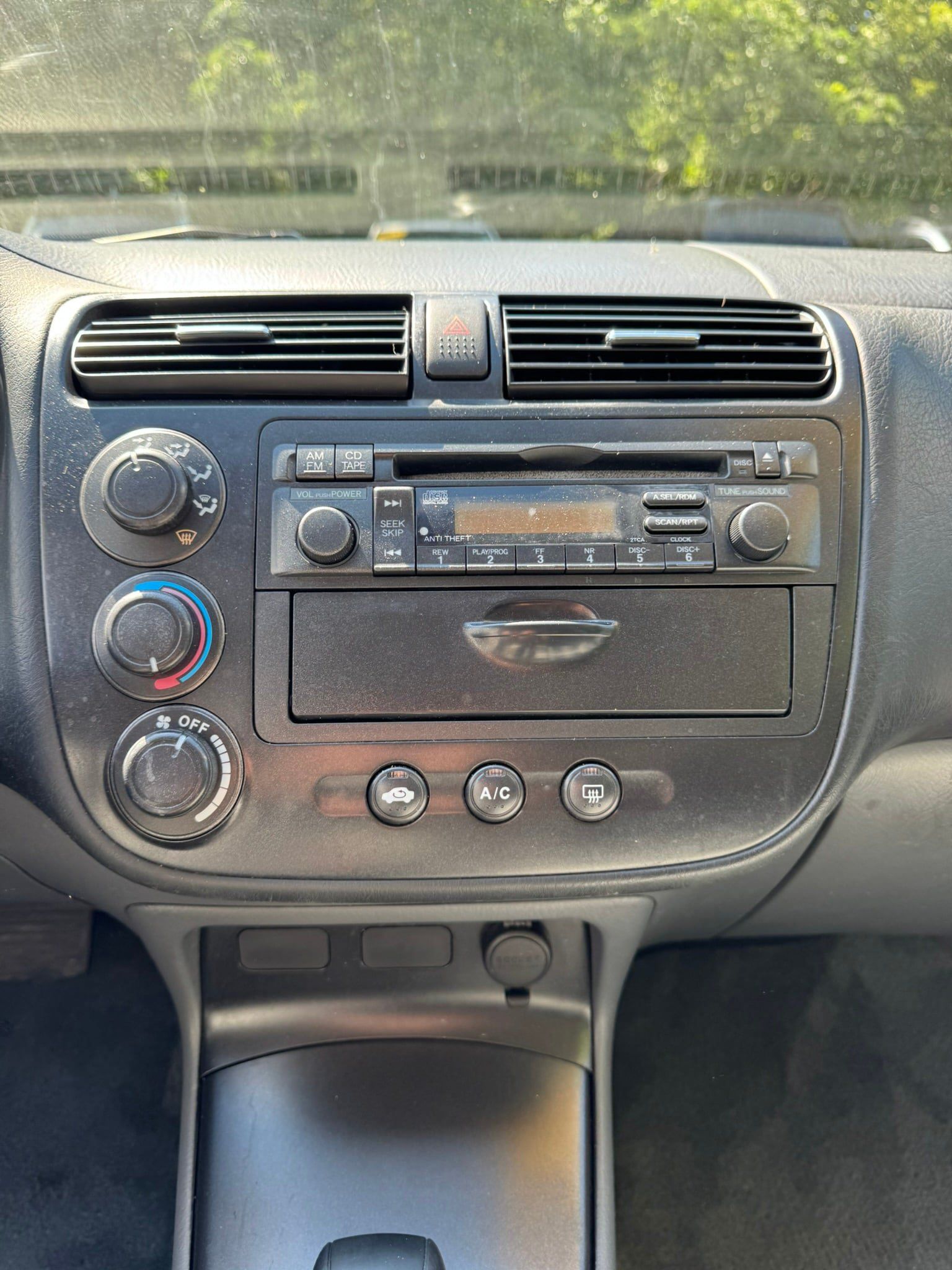 Used 2005 Honda Civic EX image 15