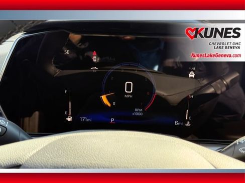 New 2026 Chevrolet Trax LT w/ Driver Confidence Package FWD image 4