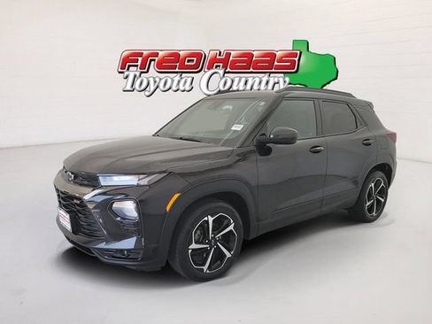 Used 2023 Chevrolet TrailBlazer RS FWD image 1