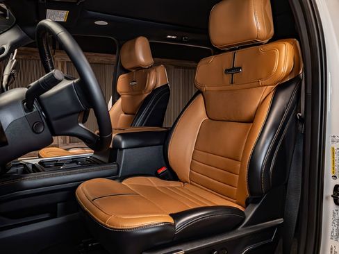 Used 2024 Ford F350 Platinum image 20