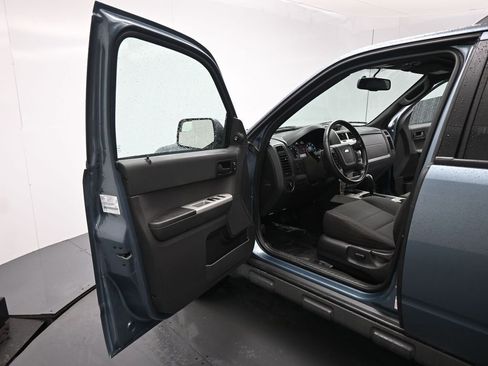 Used 2012 Ford Escape XLT image 8