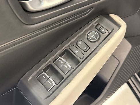 Certified 2025 Honda Accord EX-L image 19