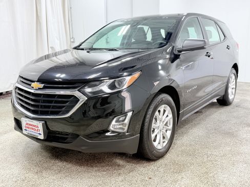Certified 2021 Chevrolet Equinox LS image 3