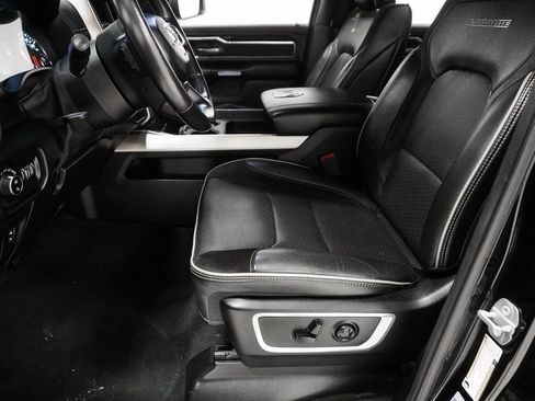 Certified 2019 RAM 1500 Laramie image 13