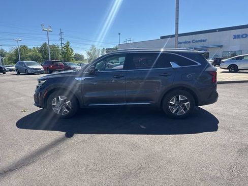 Used 2022 Kia Sorento S AWD/4WD image 16
