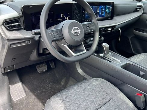 New 2026 Nissan Kicks SV w/ SV Premium Package AWD/4WD image 12