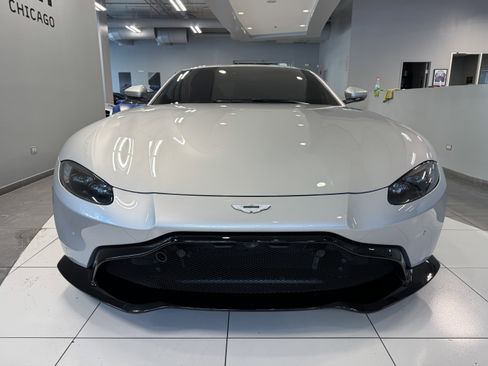 Used 2020 Aston Martin V8 Vantage Coupe image 6