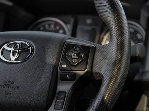 Used 2023 Toyota Tacoma TRD Off-Road image 16