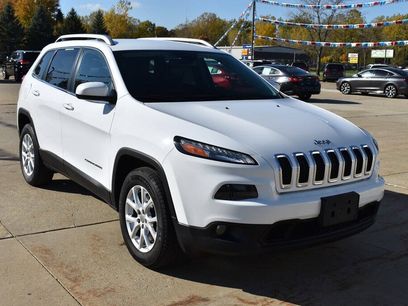 Used 2018 Jeep Cherokee Latitude Plus w/ Cold Weather Group